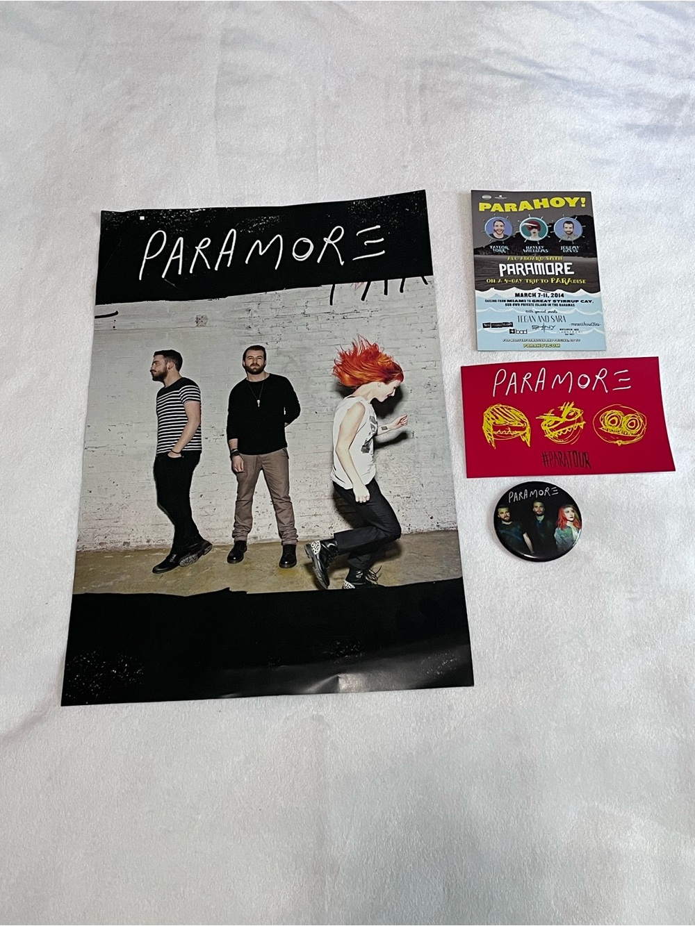 PARAMORE - ORIGINAL DOUBLE SIDED PROMO POSTER 2013 Bundle With Pin and Post Card